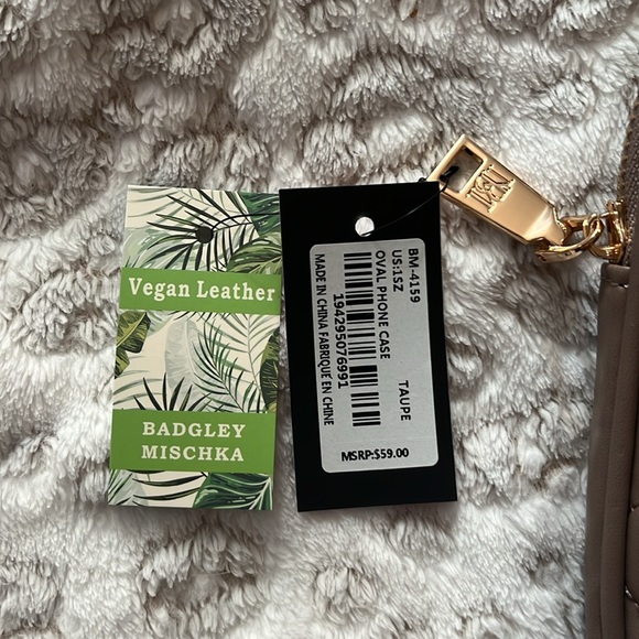 Badgley Mischka Crossbody - Picture 6 of 6